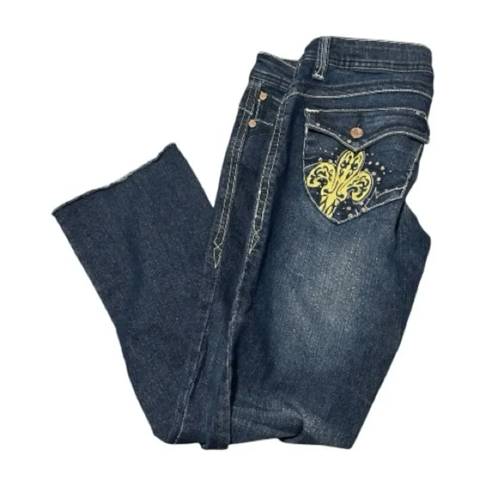 Chinese Laundry  Dark Blue Bootcut Jeans designs raw hem great condition
